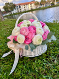 Flower arrangement "Ranunculus Basket" (50 Stems)